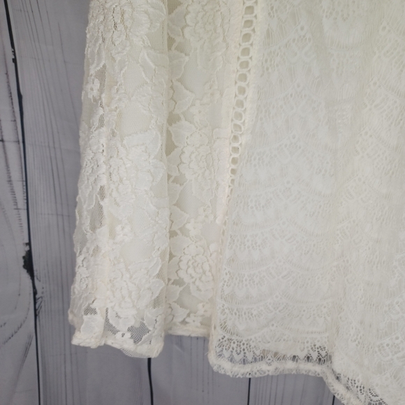 Umgee Elegant Lace Mini Dress in Cream NWT - Picture 5 of 15